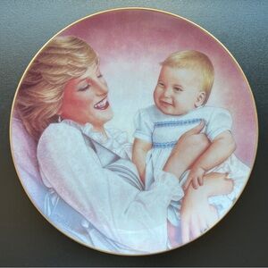 Princess Diana "A Future King" Limited Edition 1989
Collectors Plate 8"